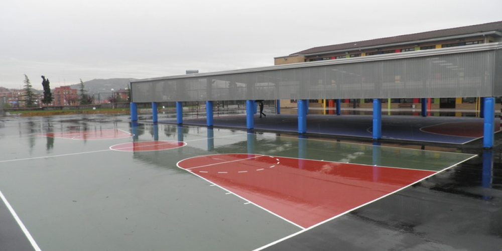 PAVIMENTACIÓN DEL PATIO DEL COLEGIO MUKUSULUBA EN BARAKALDO