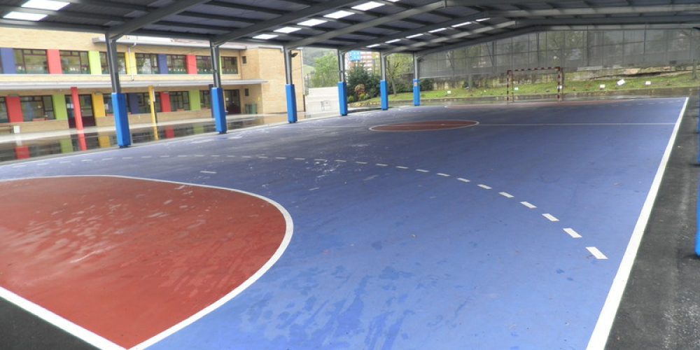 SISTEMA MULTICAPAS EN PISTA POLIDEPORTIVA